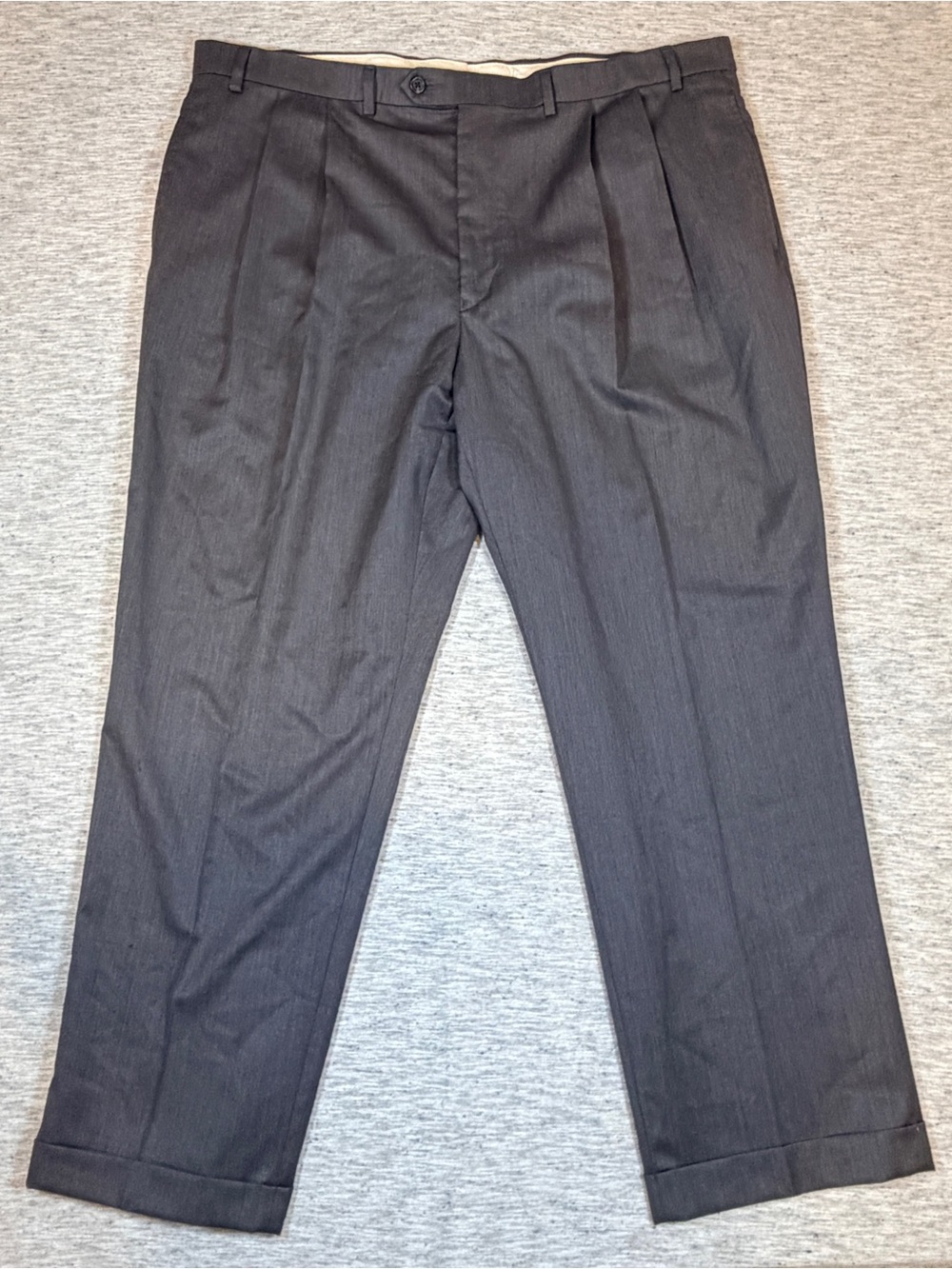 Chaps Men’s Dress Pants Pleated Cuffed 100% Wool Grey Size 42 x 30